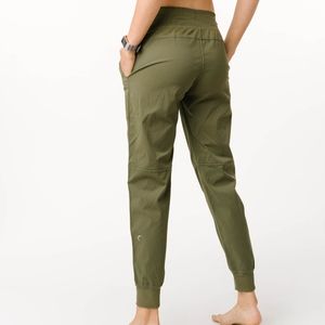 Zyia Olive Trail Joggers, size 8-10